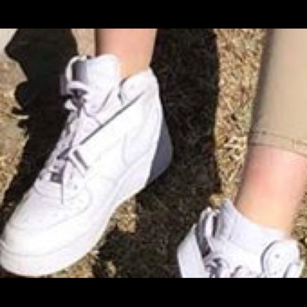 NIKE HIGHTOP AIRFORCES